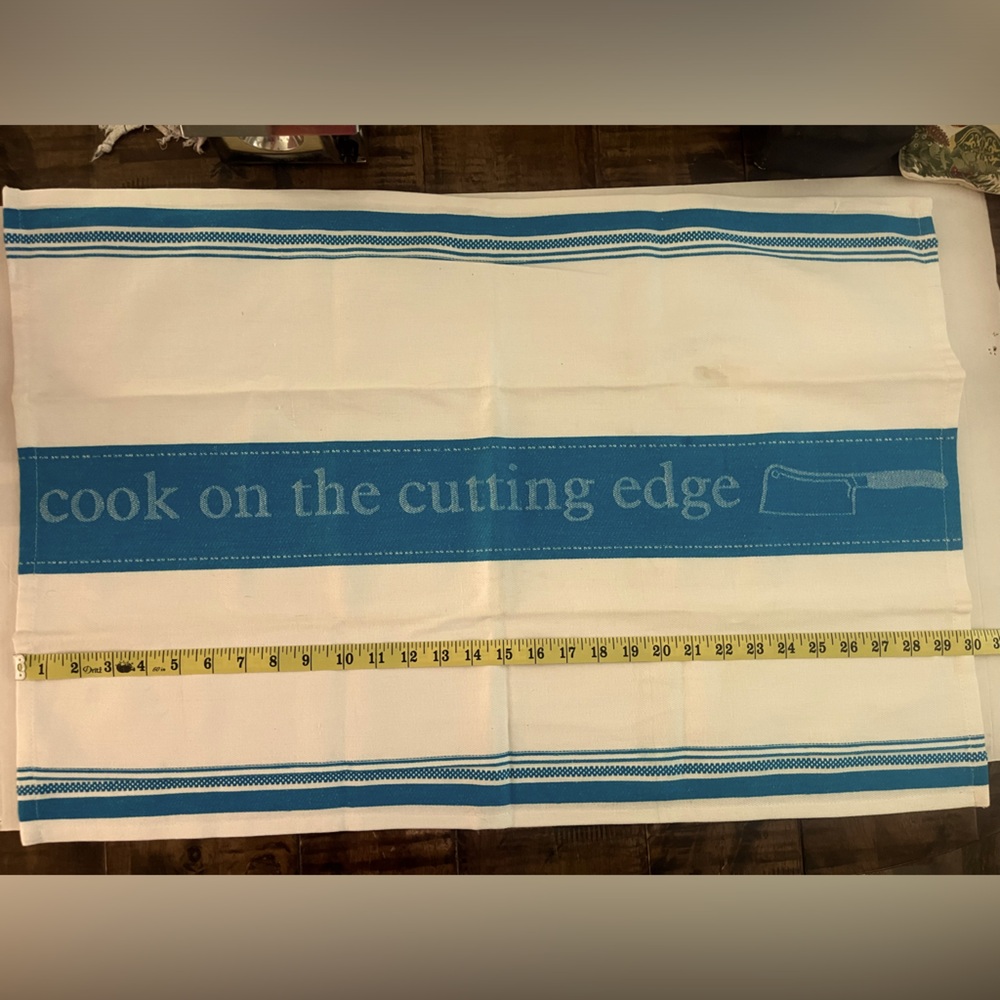 Kitchen large dish towel.